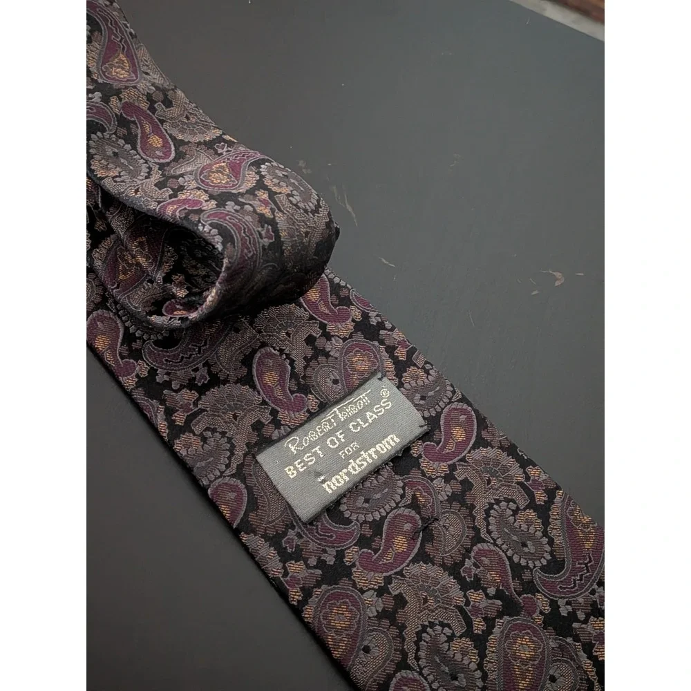 Robert Talbott Best Of Class Men's Necktie Tie 100% SILK Blk Purple Paisley 64